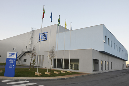 Foto WEG pone en marcha su nueva fábrica en Europa.